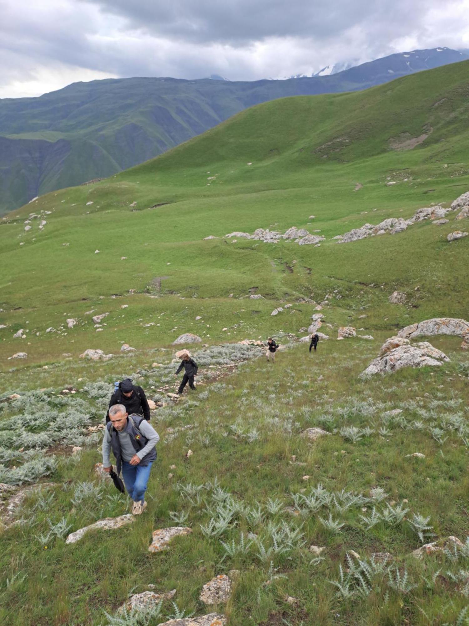 Xinaliq Khinalig Izzet'S Riverside Home Stay Dış mekan fotoğraf