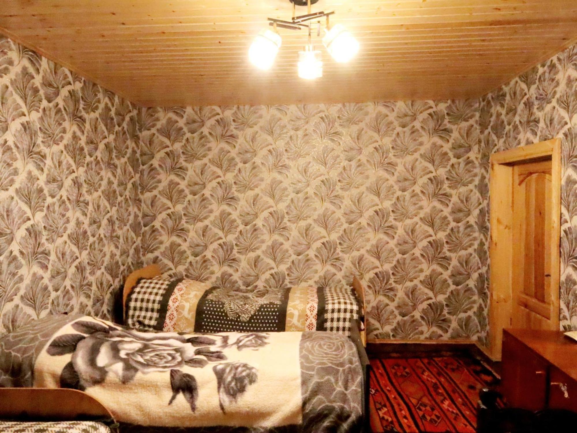 Xinaliq Khinalig Izzet'S Riverside Home Stay Dış mekan fotoğraf