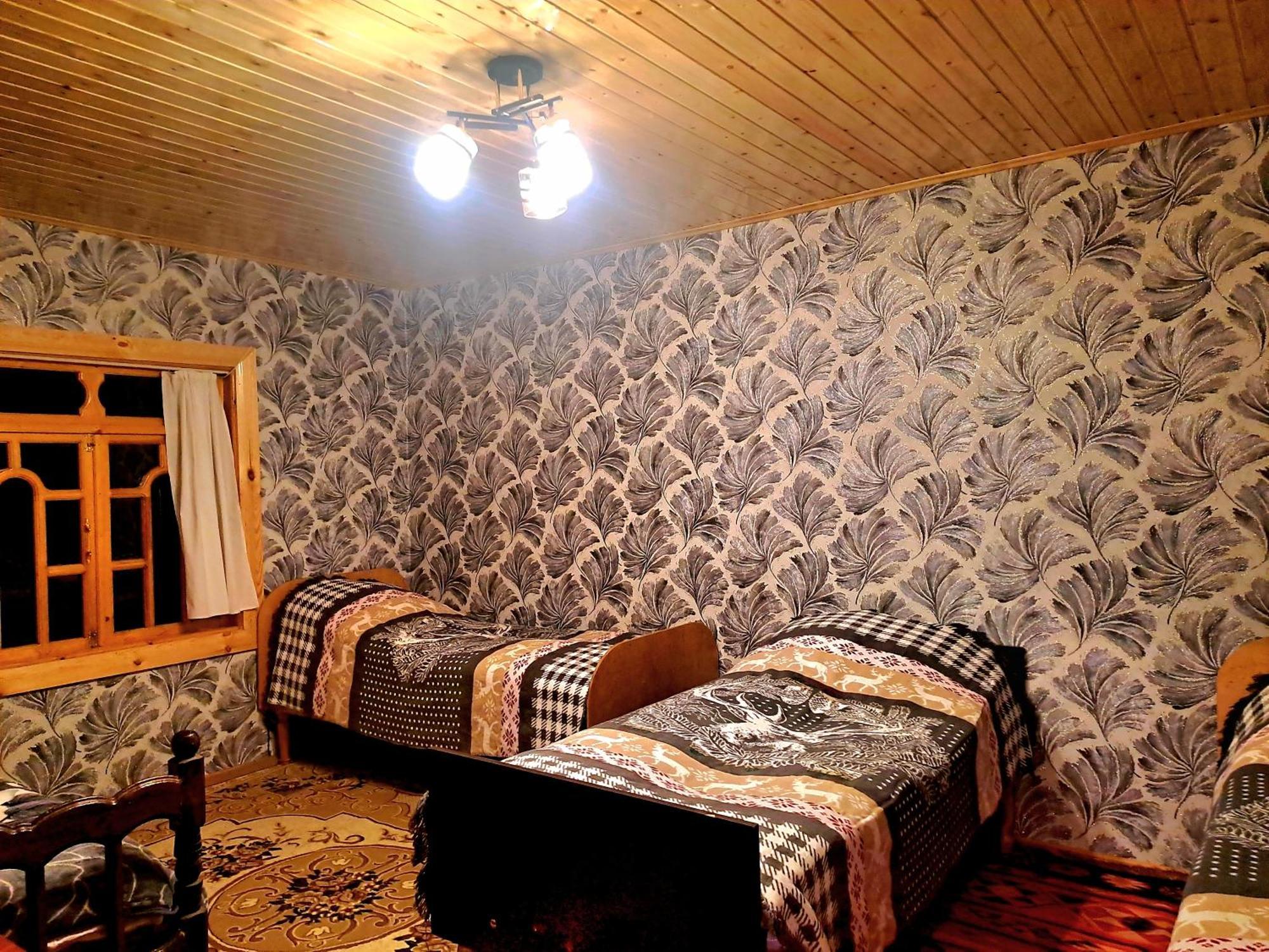 Xinaliq Khinalig Izzet'S Riverside Home Stay Dış mekan fotoğraf